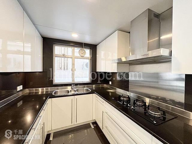 Stanley - Grosse Pointe Villa 13