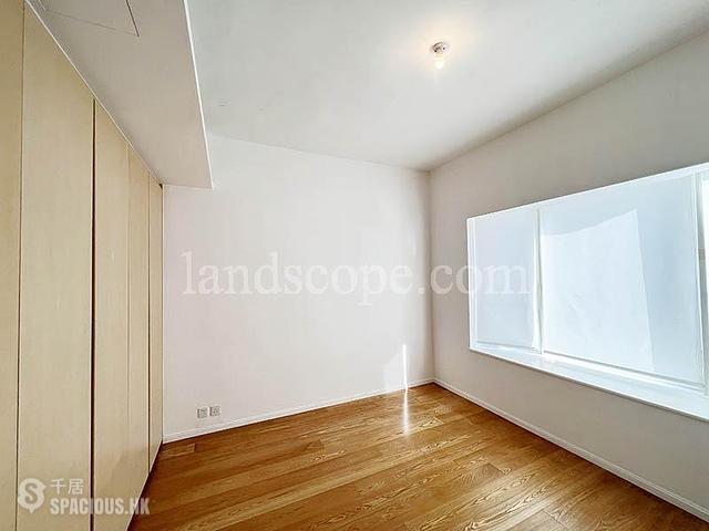 Chung Hom Kok - Magnolia (The Crown Villas) 07