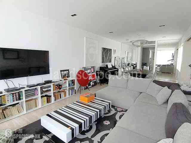 Happy Valley - 9, Broom Road 04