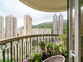 Tai Hang - Carnation Court 03