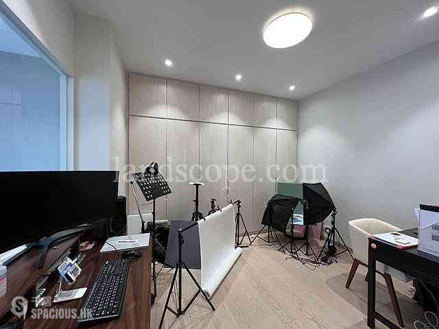 Mid Levels Central - Regal Crest 14