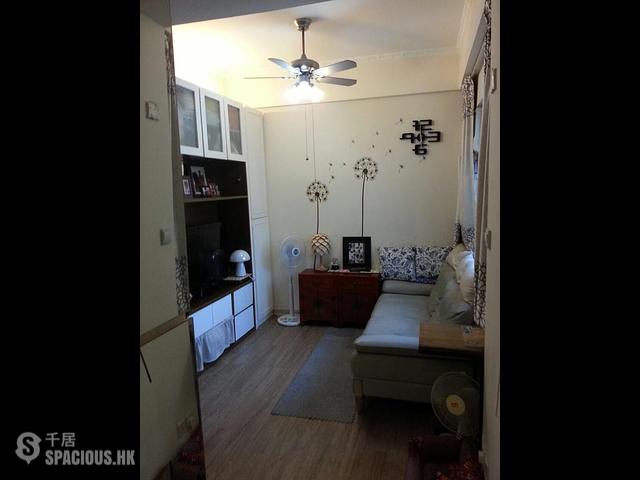 Sham Shui Po - Fuk Shing Building 01