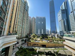 West Kowloon - Sorrento Phase 1 Block 3 11