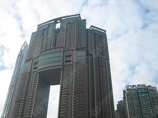 West Kowloon - The Arch Star Tower (Block 2) 05