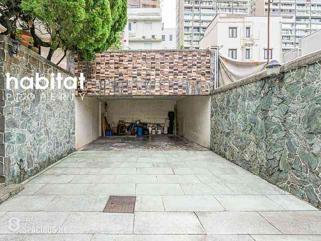 Jardines Lookout - 14, Moorsom Road 14