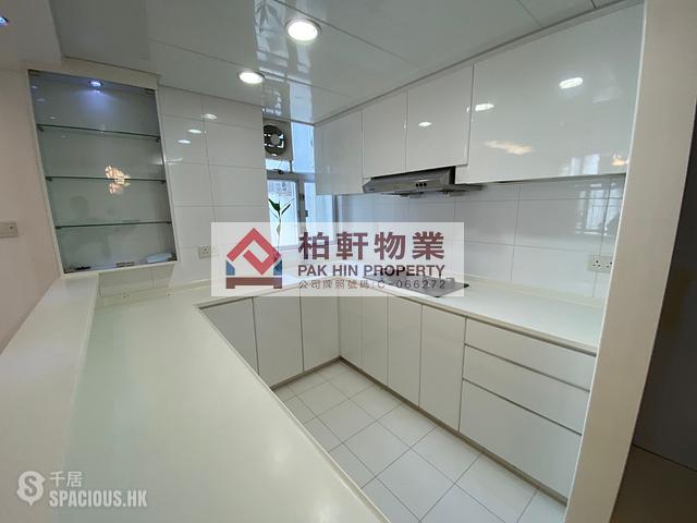Tai Koo Shing - Tai Koo Shing Kam Din Terrace 01