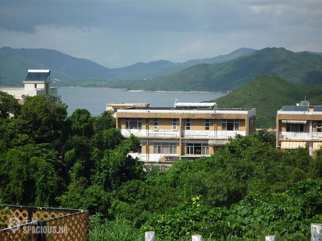 Clear Water Bay - Island View 01