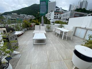 Pok Fu Lam - King's Court 13