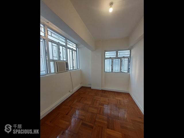 Tai Hang - 6, Brown Street 01