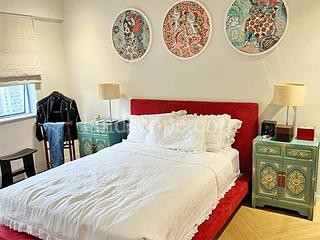 Mid Levels Central - Pearl Gardens 05