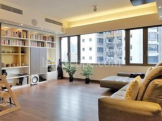 Mid Levels Central - Chenyu Court 03