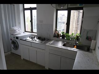 Sai Ying Pun - 1B, High Street 07