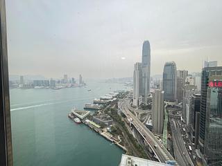 Sheung Wan - Shun Tak Centre - China Merchants Tower 02