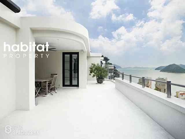 Repulse Bay - Lakeside Apartments 01