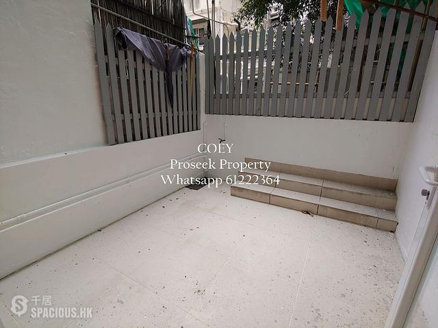 Sheung Wan - 225 Hollywood Road 01