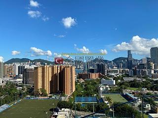 Yau Ma Tei - Parc Palais Block 3 02