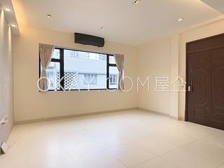 Mid Levels Central - Hong Lok Mansion 02