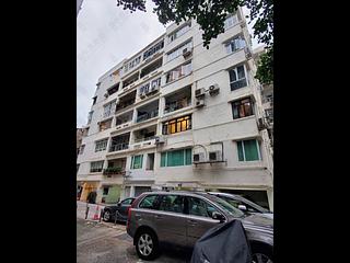 Mid Levels Central - Best View Court Block 66, Macdonnell Road 08