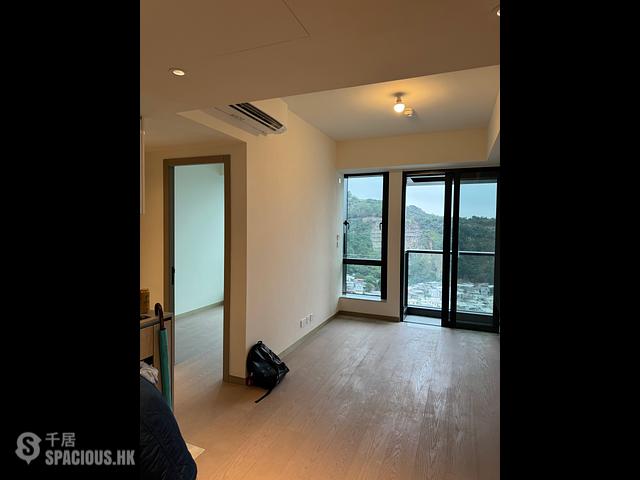 Yau Tong - Montego Bay Tower 5 01