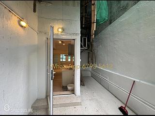 Sheung Wan - 256-258, Hollywood Road 08