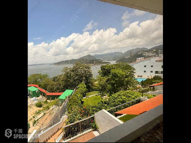 Repulse Bay - 9-10, Headland Road 01