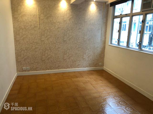 Sai Ying Pun - 13-15, Centre Street 01