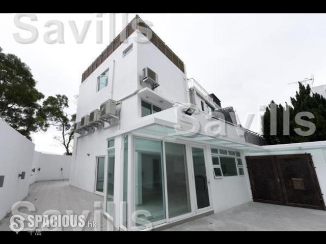 Sha Tin - Conifer Lodge 01
