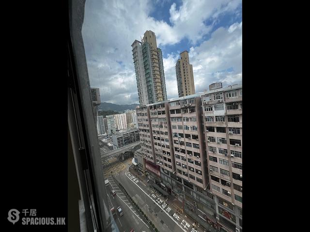 Prince Edward - Golden Plaza 01