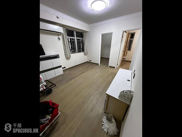 Mong Kok - Hung Kwong Building Block B 01
