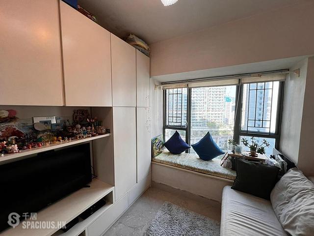 Tai Kok Tsui - Park Avenue 01