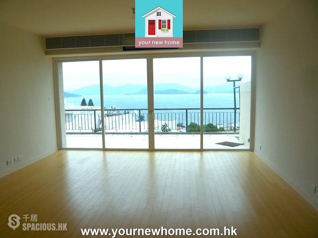 Clear Water Bay - Lakeside Villa 01