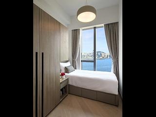 North Point - Victoria Harbour Residence 05