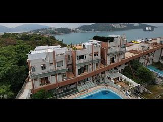 Chung Hom Kok - Cypresswaver Villas 02