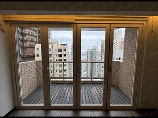 Sai Ying Pun - Ning Yeung Terrace Block B 05