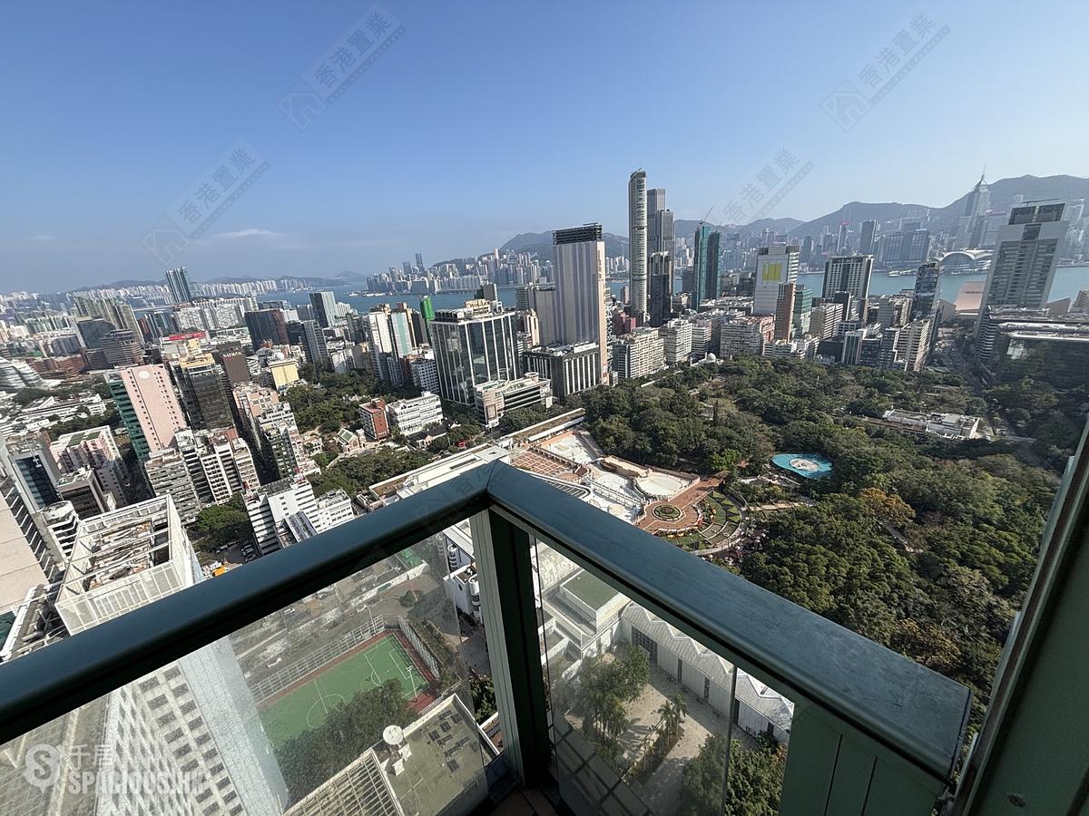 Tsim Sha Tsui - The Victoria Towers 01