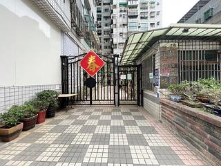Sanchong - X Lane 132, Datong North Road, Sanchong, Taipei 17