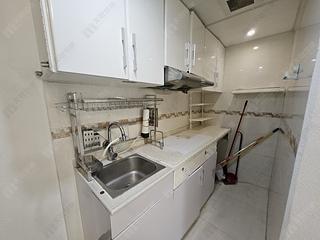 Causeway Bay - Pearl City Mansion Block C 13