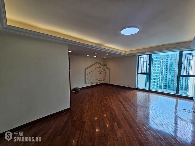 Hung Hom - Laguna Verde Phase 3 Costa Del Sol Block 15 01