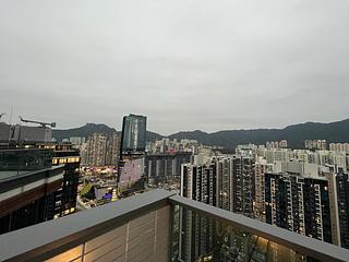 Kai Tak - Upper Riverbank 04