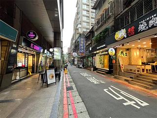 Zhongshan - XX之X號 Lane 17, Shuangcheng Street, Zhongshan, Taipei 05
