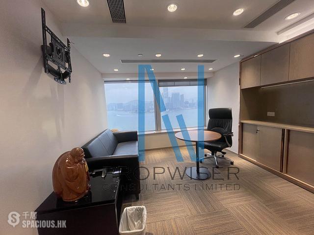 Sheung Wan - Shun Tak Centre - West Tower 04