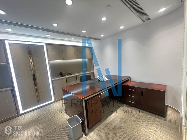 Sheung Wan - Shun Tak Centre - West Tower 02