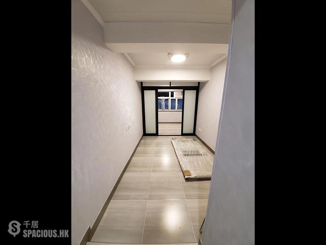 Soho - 1-3A, Ping On Lane 01
