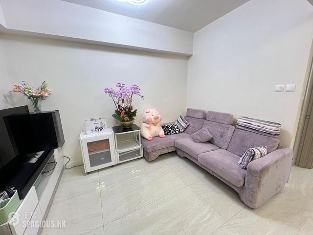 Wan Chai - Sun Tao Building 01