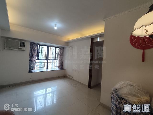 Fortress Hill - Cannon Garden 01