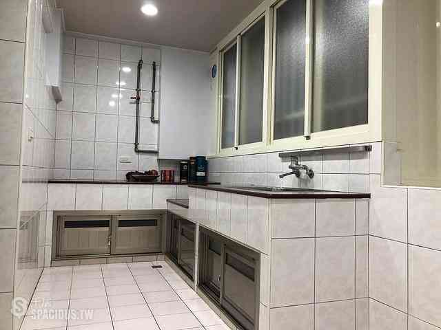 Sanchong - No. XX, Lane 178, Section 1, Lixing Road, Sanchong District, New Taipei City, Taiwan 241 07