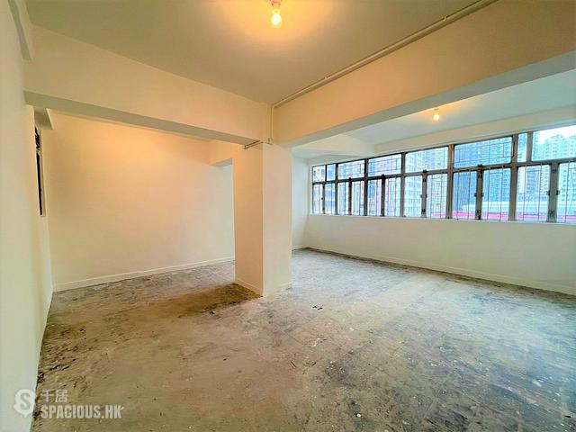 Wan Chai - Tung Hing Building 01