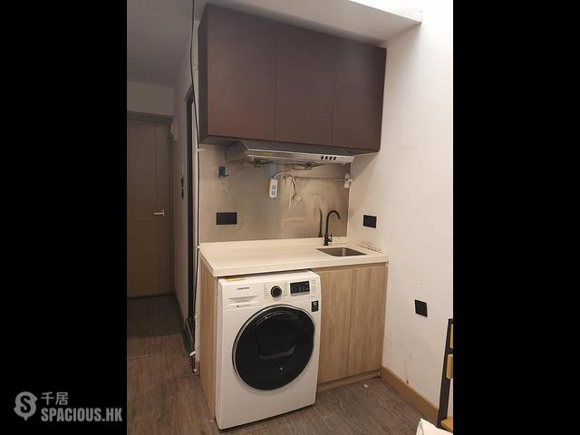 Sai Ying Pun - 33-33A, Pok Fu Lam Road 01
