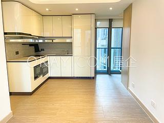 Mid Levels Central - Townplace Soho 02