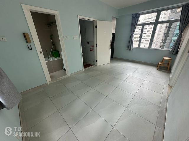 Causeway Bay - Pak Tak Building 01
